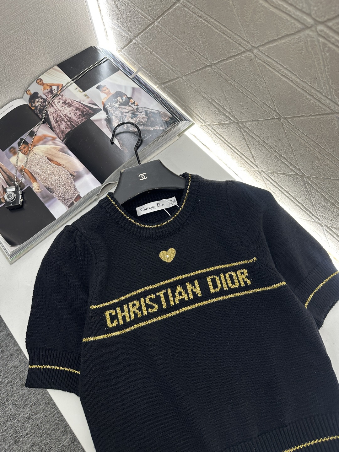 ♥Dio*♥2025新品上架 泡泡袖针织上衣定制YB羊毛纱线织造，柔软舒适，洋气显瘦，圆领泡泡袖毛衣剪裁