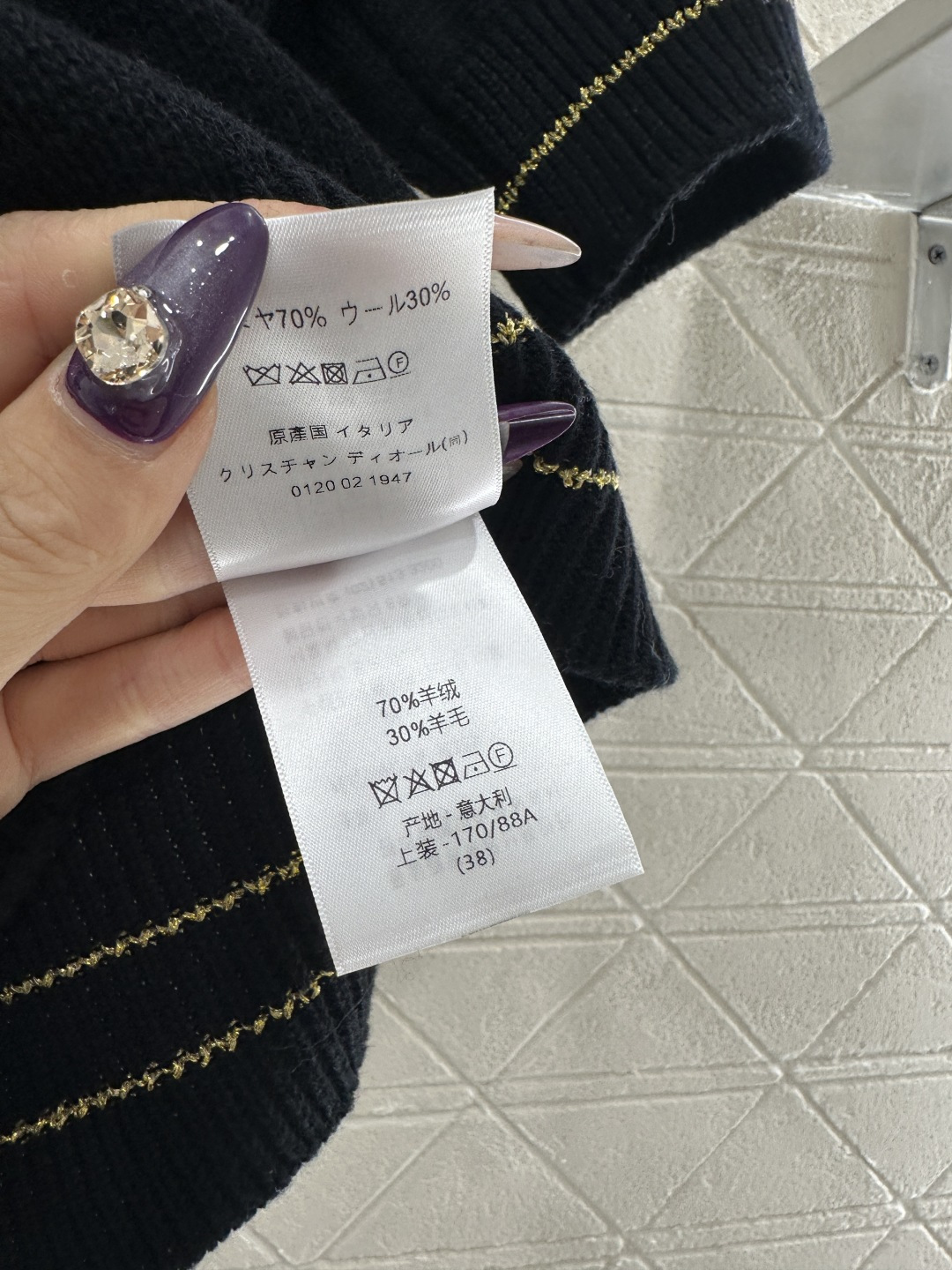 ♥Dio*♥2025新品上架 泡泡袖针织上衣定制YB羊毛纱线织造，柔软舒适，洋气显瘦，圆领泡泡袖毛衣剪裁