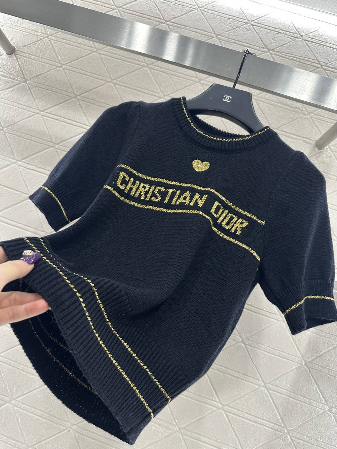 ♥Dio*♥2025新品上架 泡泡袖针织上衣定制YB羊毛纱线织造，柔软舒适，洋气显瘦，圆领泡泡袖毛衣剪裁