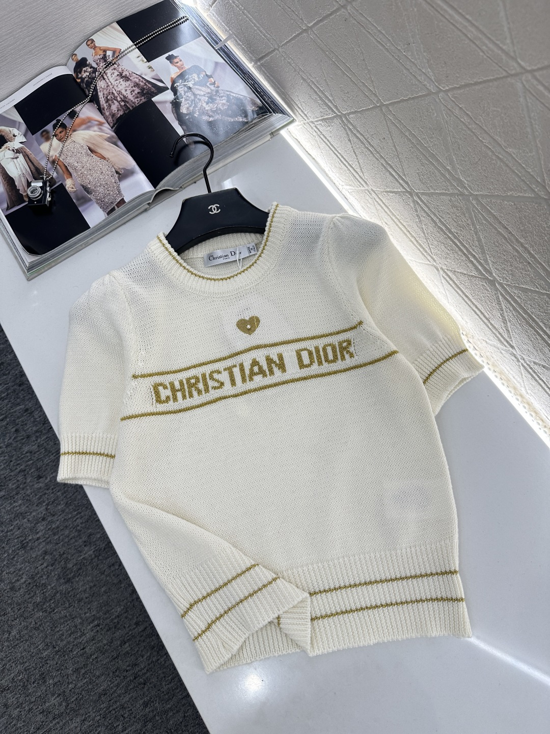 ♥Dio*♥2025新品上架 泡泡袖针织上衣定制YB羊毛纱线织造，柔软舒适，洋气显瘦，圆领泡泡袖毛衣剪裁