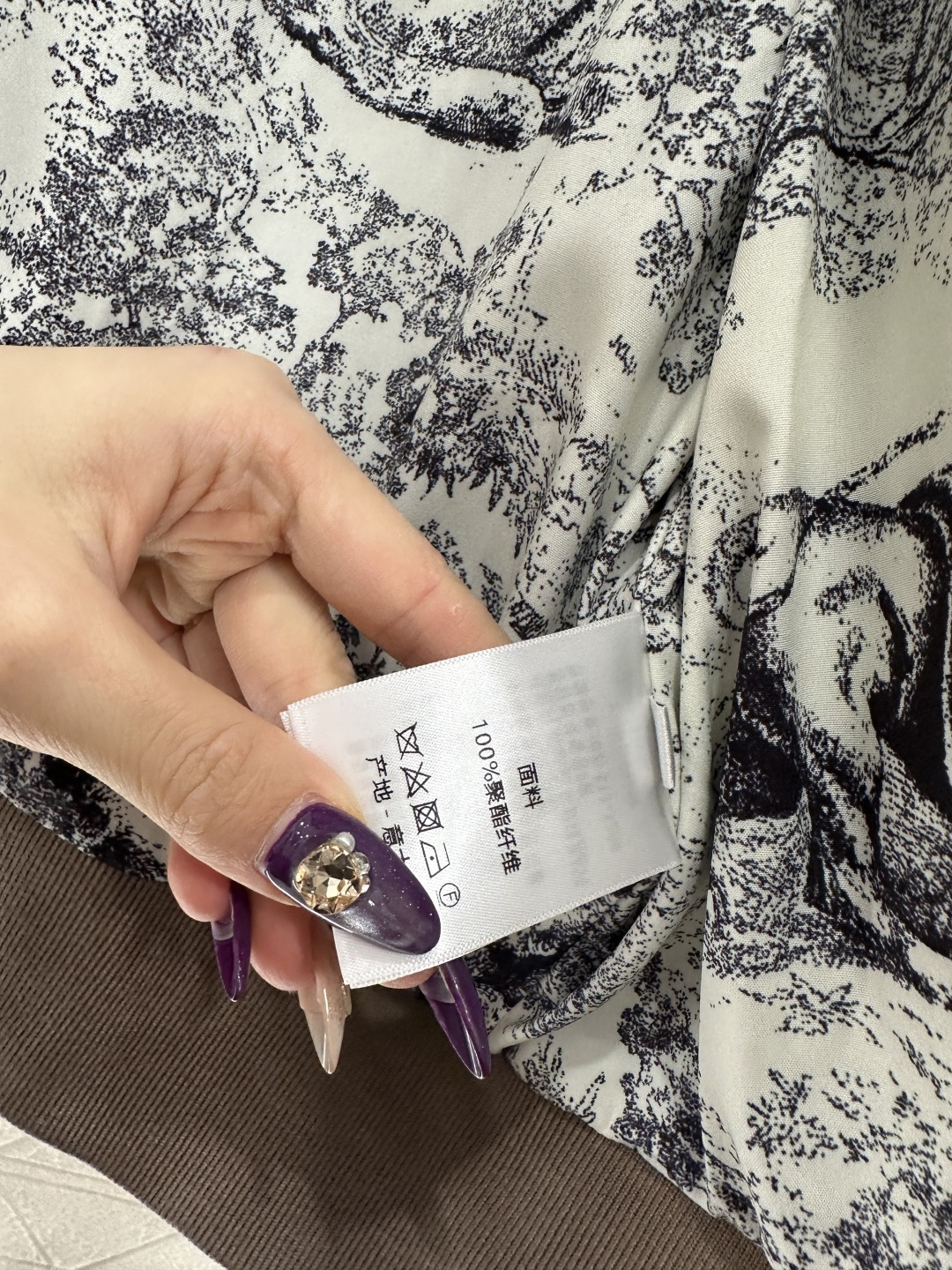 ♥Dio*♥2025新品上架 拼接口袋毛呢外套定制YB进口毛呢材质，质感细腻，穿搭舒适，翻领外套剪裁，袖