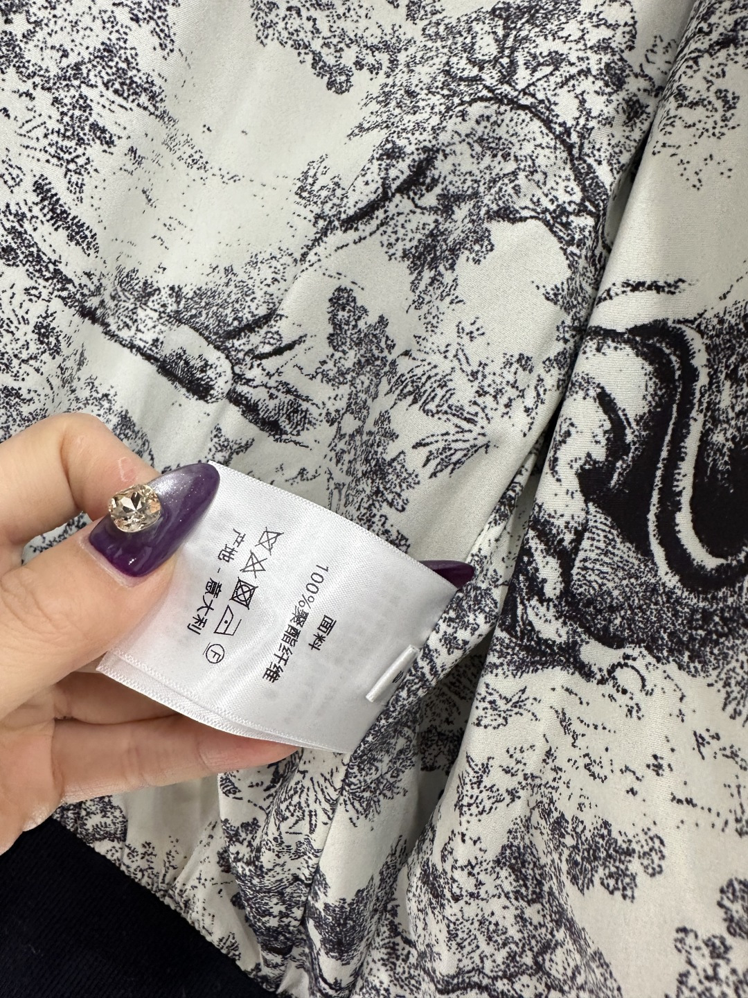 ♥Dio*♥2025新品上架 拼接口袋毛呢外套定制YB进口毛呢材质，质感细腻，穿搭舒适，翻领外套剪裁，袖