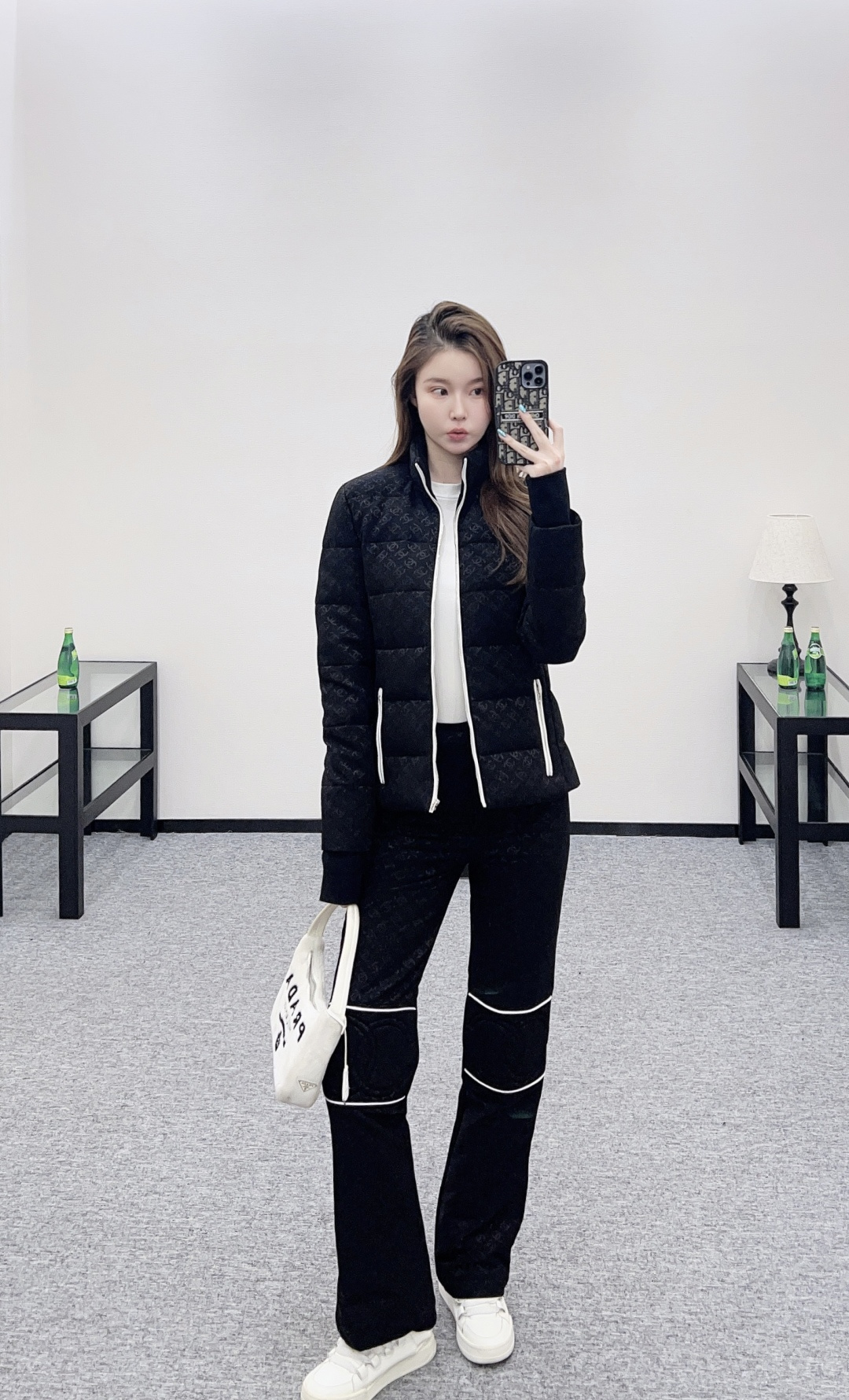 NO:607484,aUpper body pictures batched separately,,alexander wang19860909a上身图 分开批,,alexander wang,Women's clothing