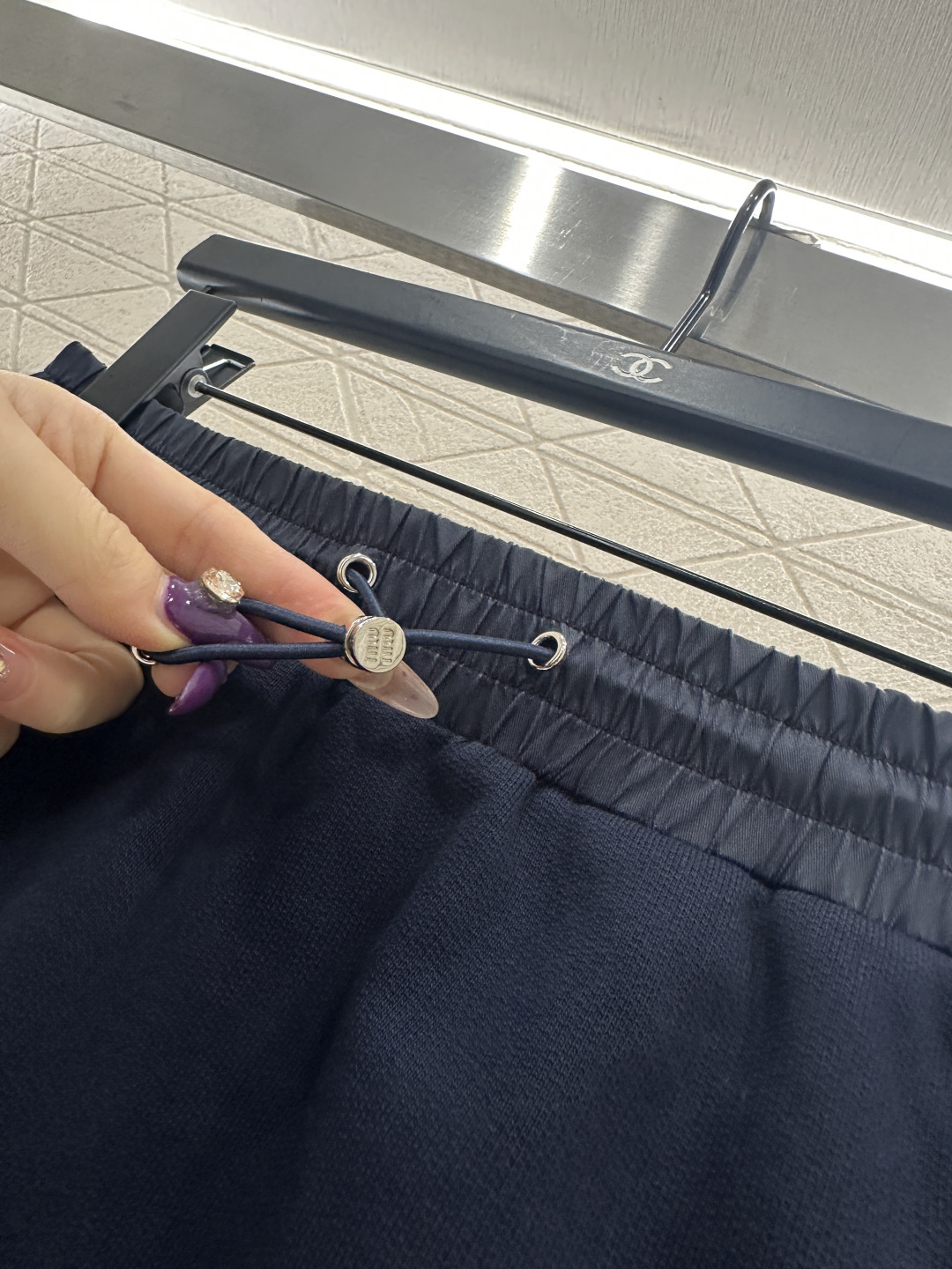 ♥Miumi*♥2025新品上架 拉链抽绳夹克短裙套装定制YB斜纹全棉材质，质感光泽，垂感十足，拉链夹克