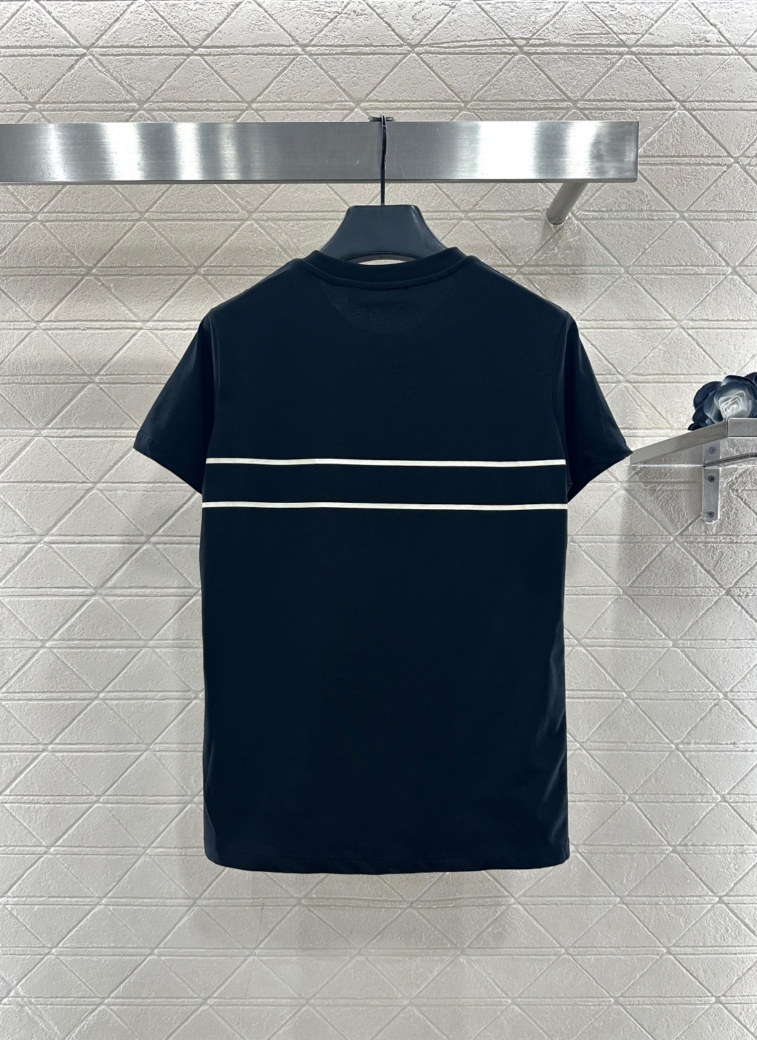 ♥Dio*♥2025新品上架 圆领刺绣五角星𝑇𝑒𝑒定制YB进口亚麻棉材质，质感高级，柔软舒适，常规短袖T