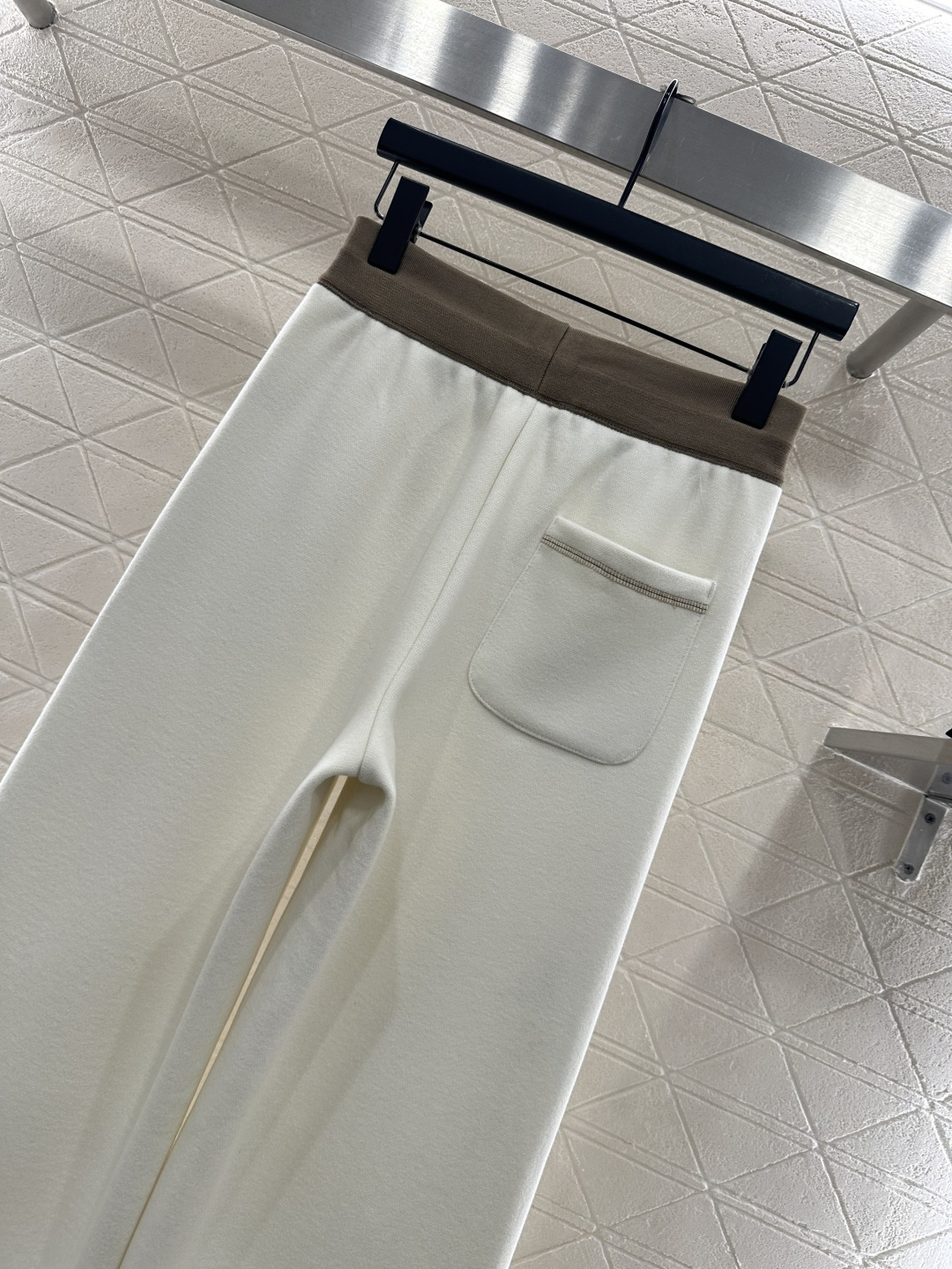 ♥Chane*♥2025新品上架 抽绳阔腿长裤定制YB进口磨绒材质，适合秋冬厚度，保暖舒适，抽绳阔腿长裤