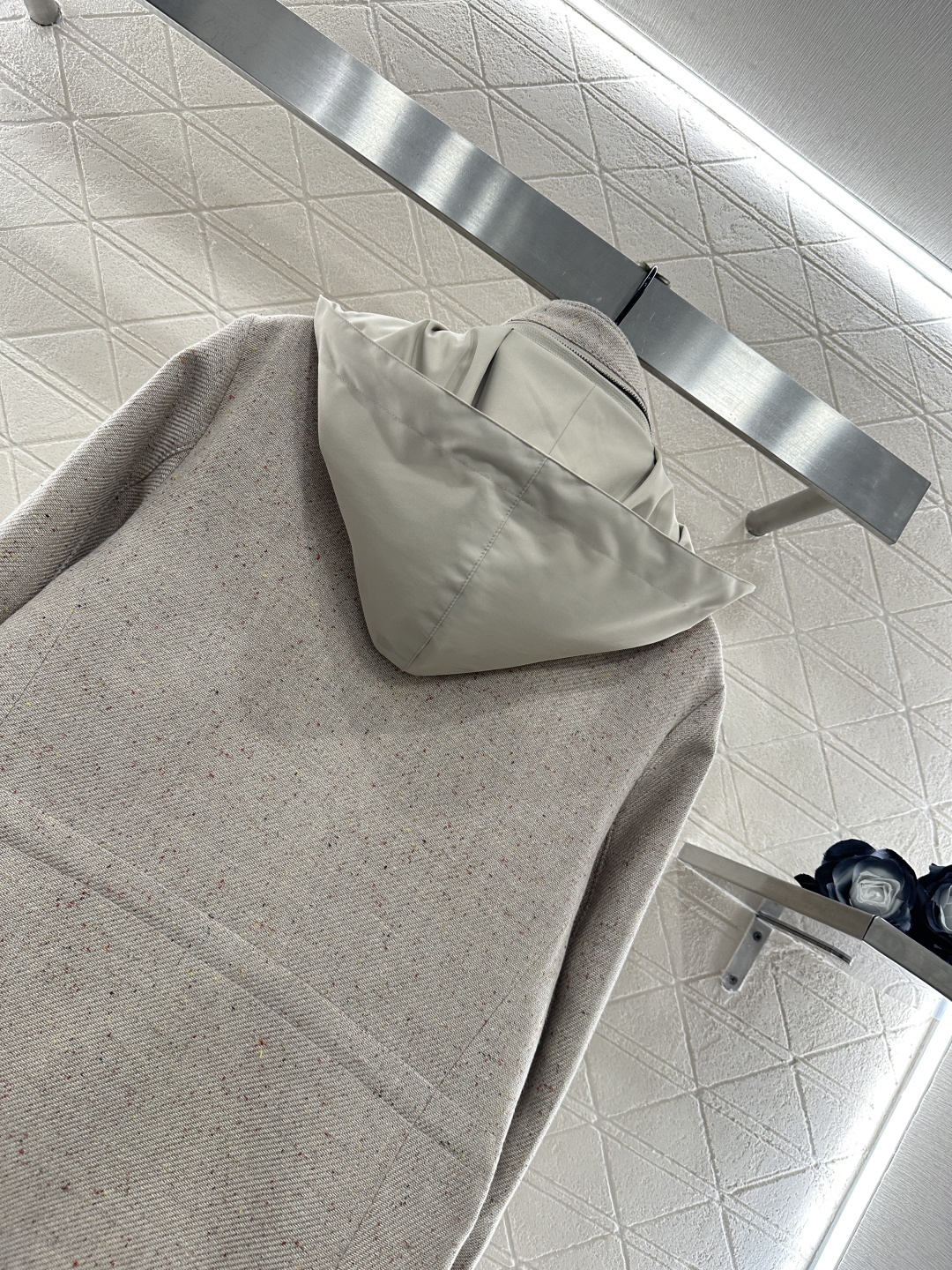 ♥lP。*♥2025新品上架 可拆卸连帽毛呢外套定制YB进口亚麻棉材质，里外双层处理，外层工艺处理，呈现