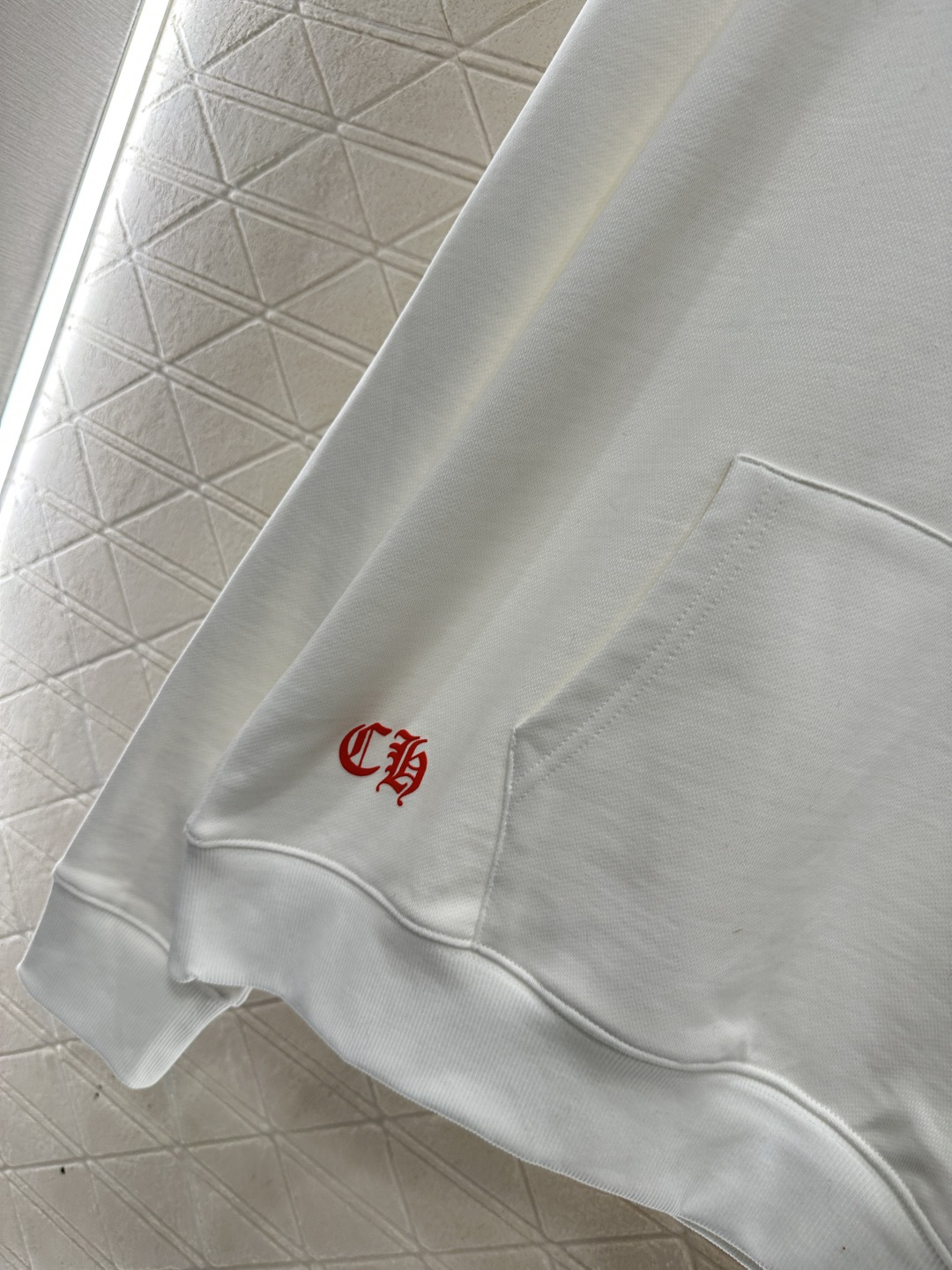 ♥Chrome hear*♥2025新品上架 宽松廓形连帽卫衣定制YB原生全棉织造，舒适软糯，穿搭洋气，