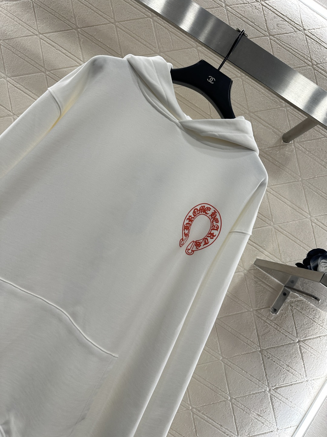 ♥Chrome hear*♥2025新品上架 宽松廓形连帽卫衣定制YB原生全棉织造，舒适软糯，穿搭洋气，