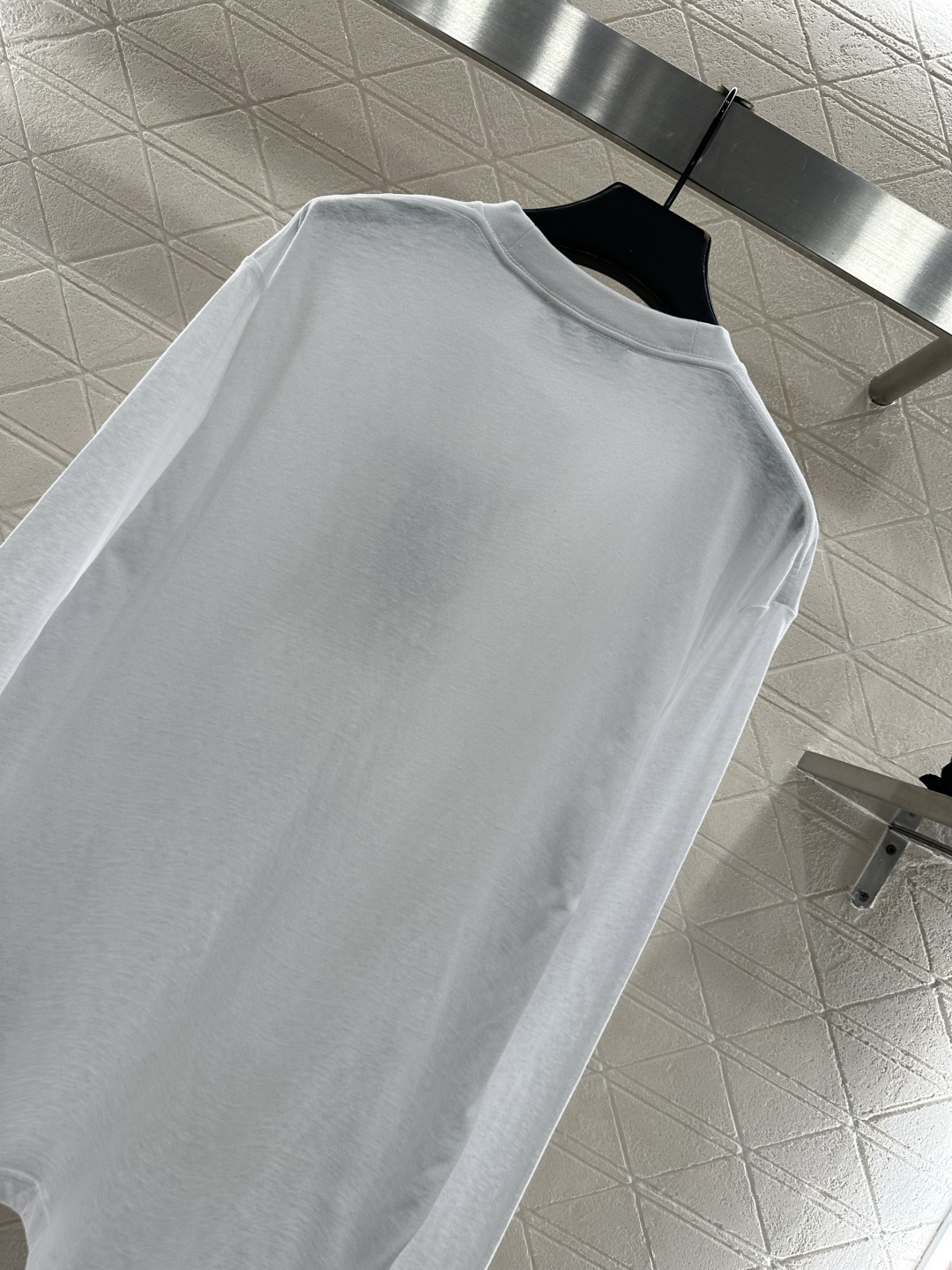 ♥Acne studio*♥2025新品上架 圆领印花长袖上衣定制YB原生全棉材质，质感细腻，舒适好穿，