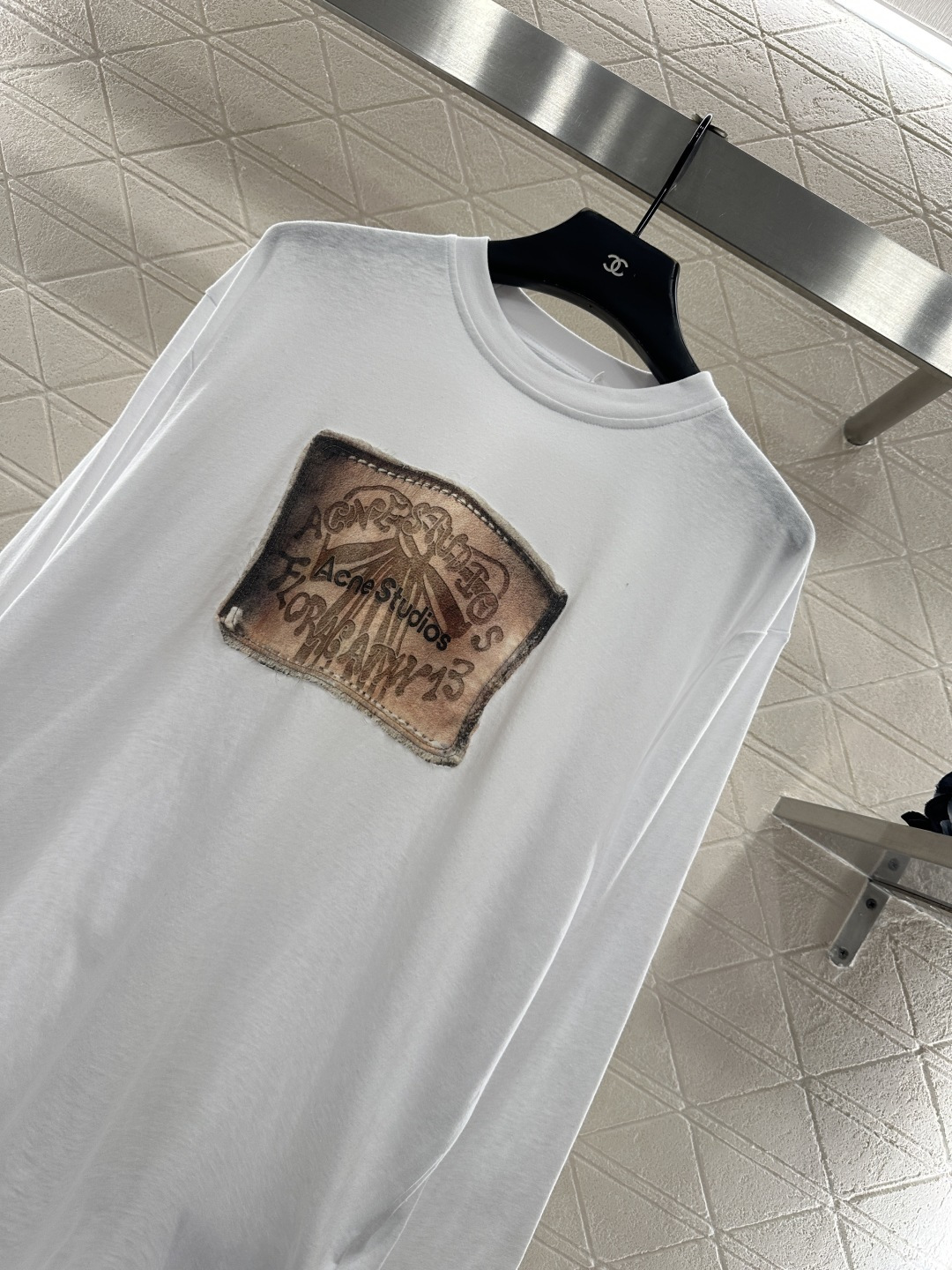 ♥Acne studio*♥2025新品上架 圆领印花长袖上衣定制YB原生全棉材质，质感细腻，舒适好穿，