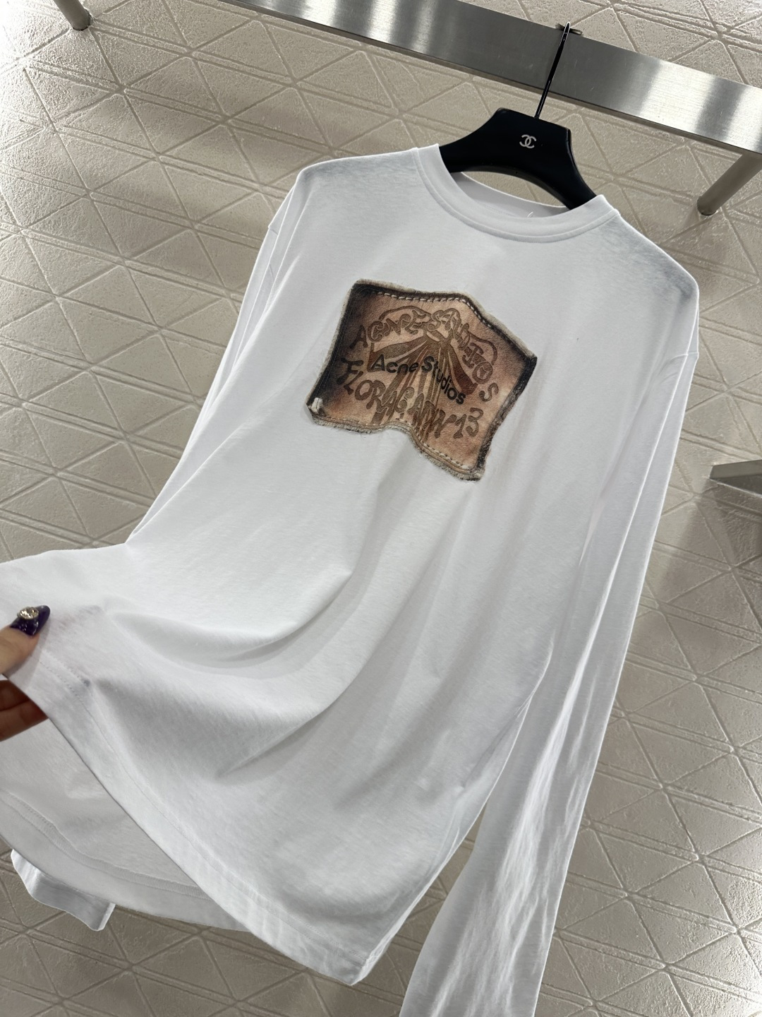 ♥Acne studio*♥2025新品上架 圆领印花长袖上衣定制YB原生全棉材质，质感细腻，舒适好穿，