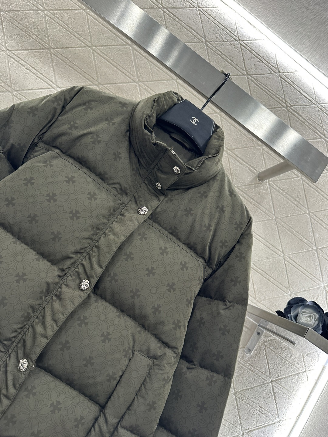 ♥Chrome heart*♥2025新品上架 十字架印花羽绒外套定制YB防风防水尼龙材质，白鹅绒填充内