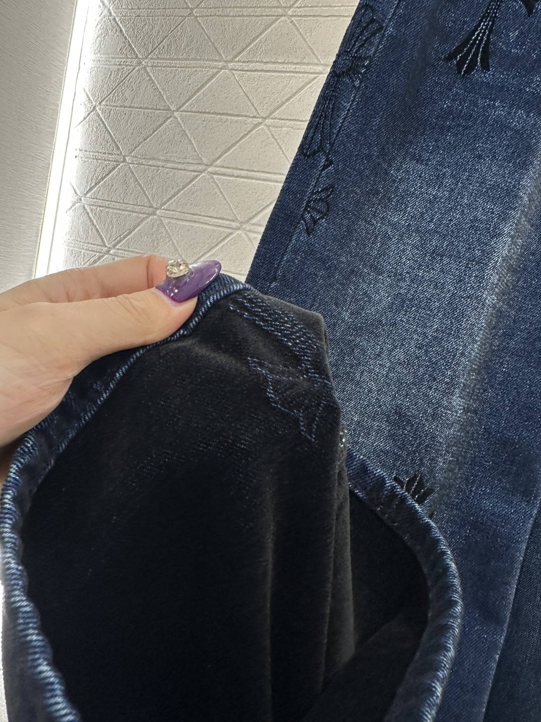 ♥Chrome Heart*♥2025新品上架 磨绒牛仔十字架刺绣长裤定制YB斜纹棉牛仔材质，酵素水洗，