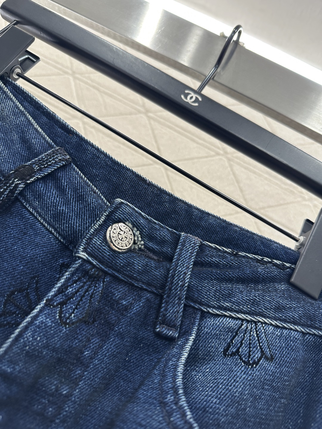 ♥Chrome Heart*♥2025新品上架 磨绒牛仔十字架刺绣长裤定制YB斜纹棉牛仔材质，酵素水洗，