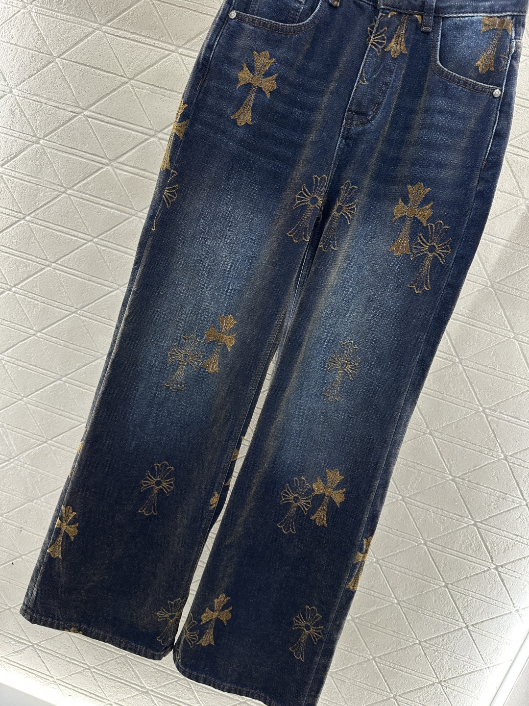 ♥Chrome Heart*♥2025新品上架 磨绒牛仔十字架刺绣长裤定制YB斜纹棉牛仔材质，酵素水洗，