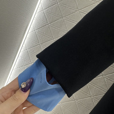 ♥Miumi*♥2025新品上架 可拆卸袖子风衣外套定制YB进口风衣材质,质感光泽,品相十足,长款翻 ♥Miumi*♥2025新品上架 可拆卸袖子风衣外套定制YB进口风衣材质,质感光泽,品相十足,长款翻