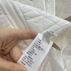 ♥Chane*♥2025新品上架 连帽夹棉外套长裤套装定制YB斜纹棉材质,质感光泽,舒适垂顺,连帽 ♥Chane*♥2025新品上架 连帽夹棉外套长裤套装定制YB斜纹棉材质,质感光泽,舒适垂顺,连帽