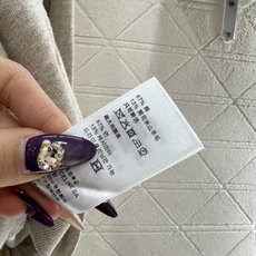 ♥Celin*♥2025新品上架 连帽拉链外套定制YB进口棉毛材质,质感光泽,舒适保暖,连 ♥Celin*♥2025新品上架 连帽拉链外套定制YB进口棉毛材质,质感光泽,舒适保暖,连