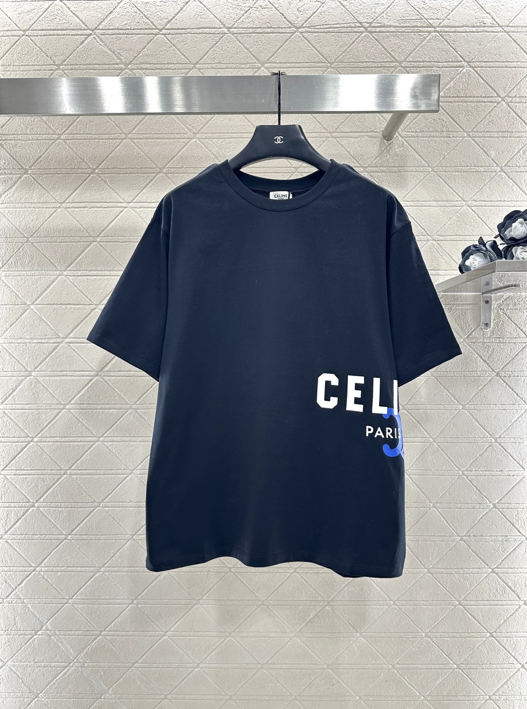 ♥Celin*♥2025新品上架      圆领印花徽标𝑇𝑒𝑒定制YB原生全棉材质，透气舒适，质感十足，