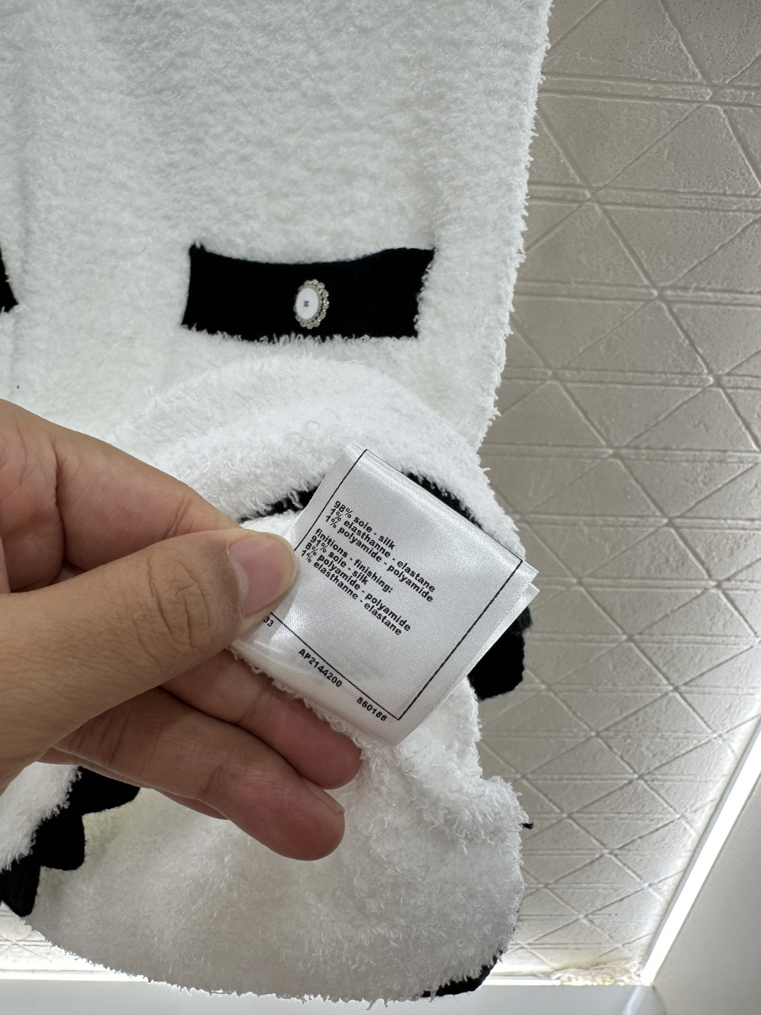 ♥Chane*♥2025新品上架 撞色针织背心裙定制YB进口纱线织造，柔软亲肤，垂顺有型，宽边背心裙剪裁