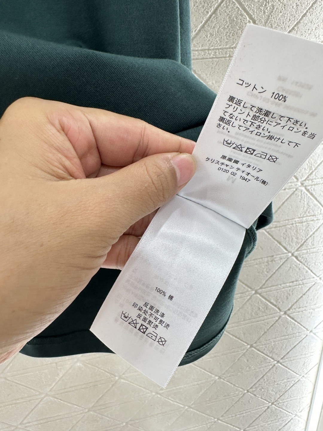 ♥Gucc*♥2025新品上架 圆领刺绣徽标𝑇𝑒𝑒定制YB丝光全棉材质，柔软亲肤，舒适有型，修身短袖版型