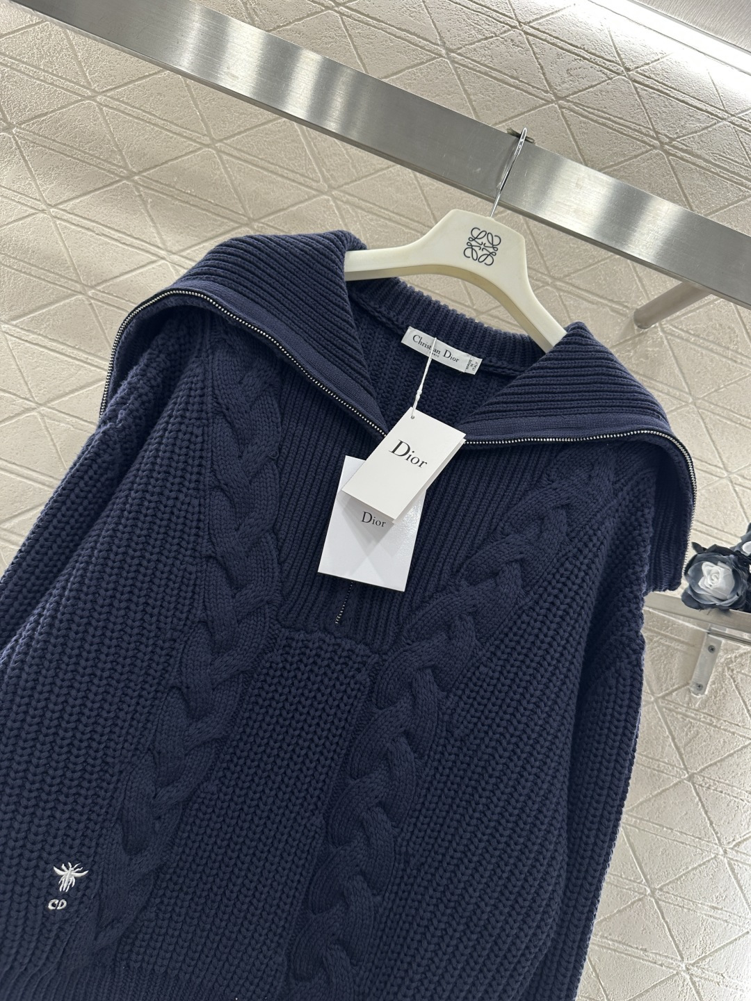 ♥Dio*♥2025新品上架 拉链翻领针织毛衣定制YB羊绒羊毛纱线织造，细腻柔软，厚实保暖，大翻领拉链针