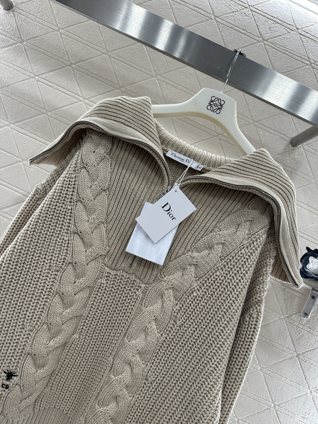 ♥Dio*♥2025新品上架 拉链翻领针织毛衣定制YB羊绒羊毛纱线织造，细腻柔软，厚实保暖，大翻领拉链针