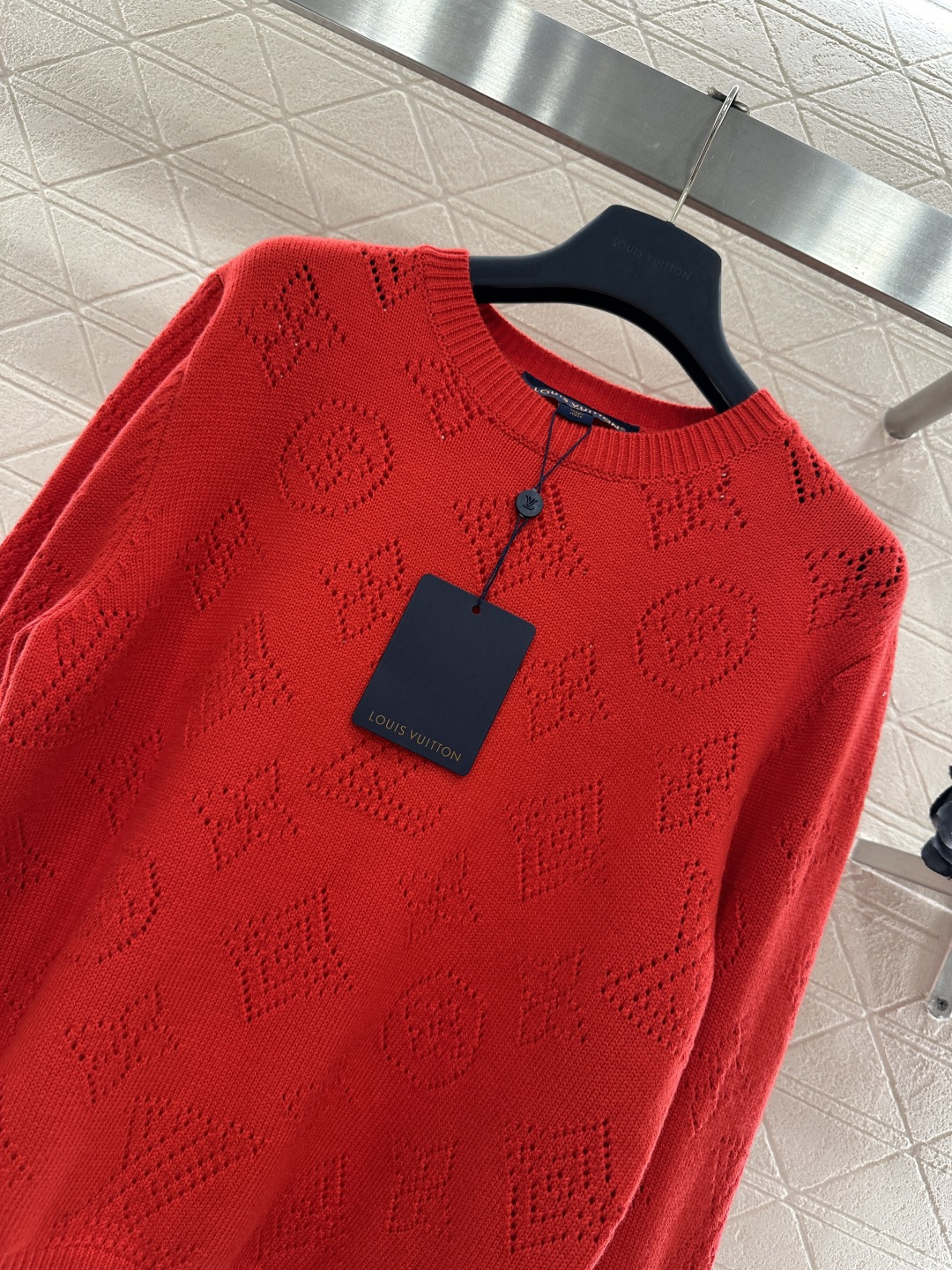 ♥Louis vuittP*♥2025新品上架 提花镂空徽标针织毛衣定制YB羊毛纱线织造，弹力舒适，质感