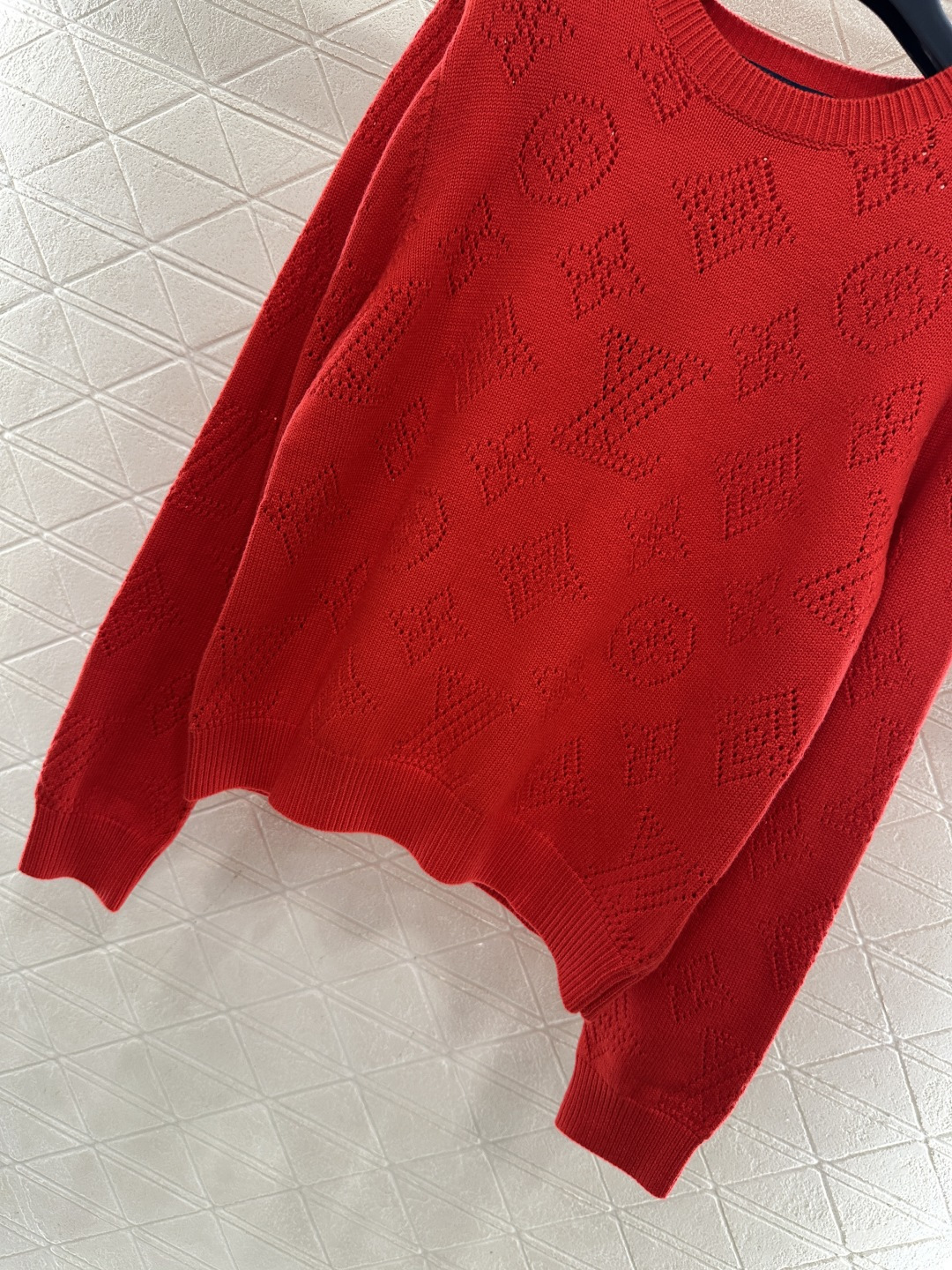 ♥Louis vuittP*♥2025新品上架 提花镂空徽标针织毛衣定制YB羊毛纱线织造，弹力舒适，质感