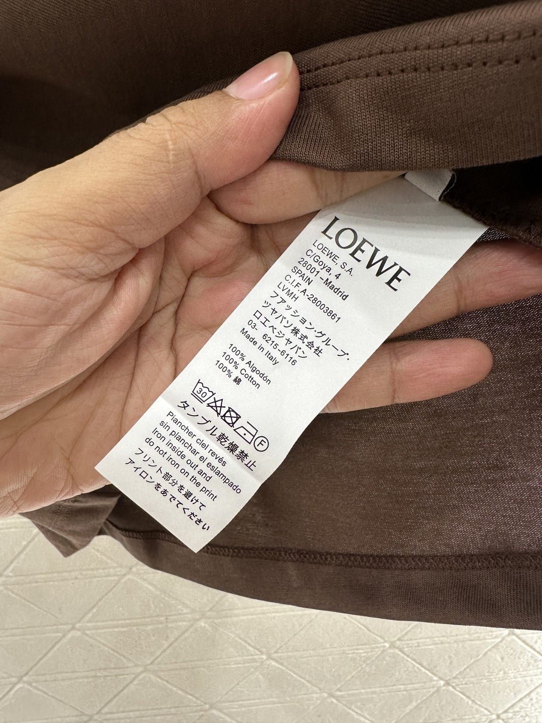 ♥Loew*♥2025新品上架 插肩撞色徽标短袖𝑇𝑒𝑒定制YB斜纹全棉材质，柔软亲肤，舒适有型，修身短袖