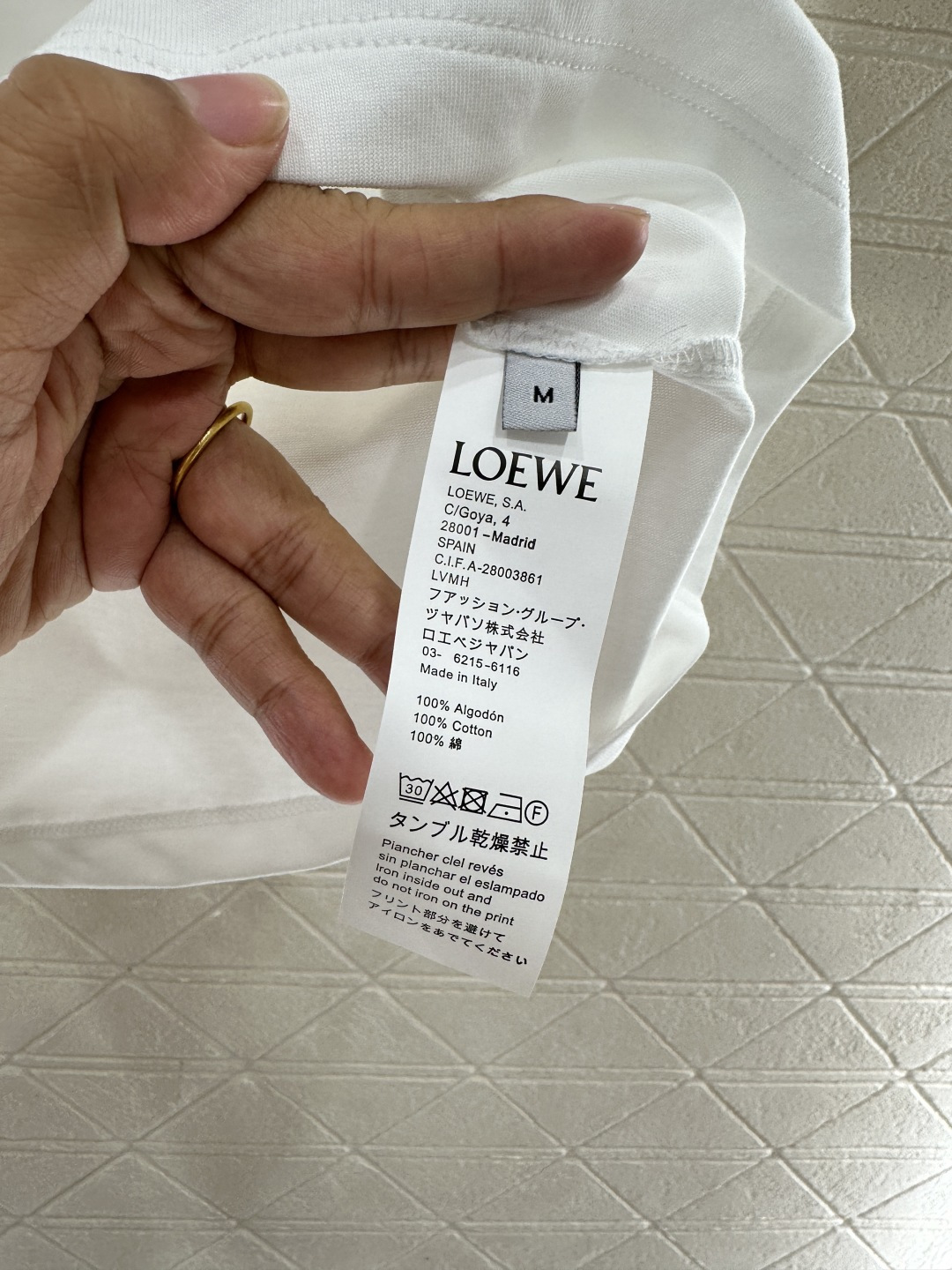 ♥Loew*♥2025新品上架 插肩撞色徽标短袖𝑇𝑒𝑒定制YB斜纹全棉材质，柔软亲肤，舒适有型，修身短袖
