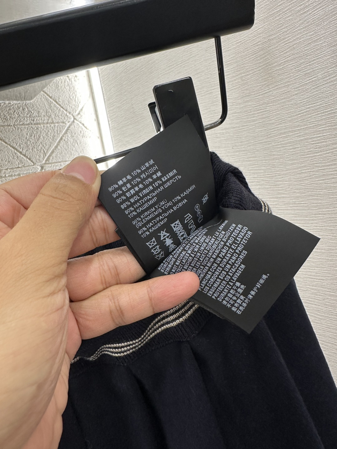 ♥Miumi*♥2025新品上架 中长羊毛百褶半裙定制YB进口羊绒羊毛材质，质感高级，品相十足，高腰中长