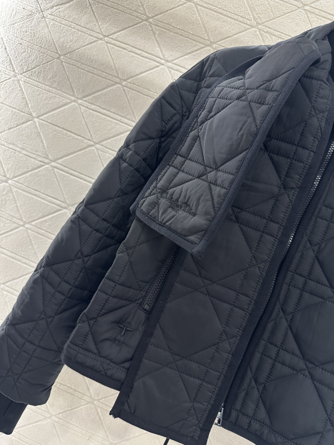 ♥Dio*♥2025新品上架可拆卸围巾藤格纹棉服外套定制YB防风防水尼龙材质，羽绒棉填充内里，整件轻盈保