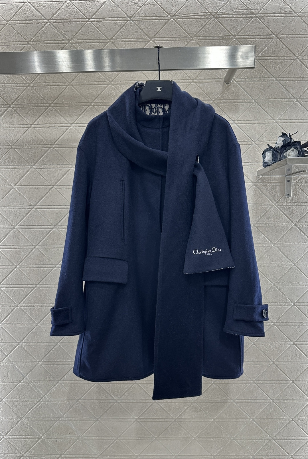 ♥Dio*♥2025新品上架 可拆卸围巾多穿毛呢外套定制YB进口羊毛毛呢材质，肌理明显，品相高级，围巾毛