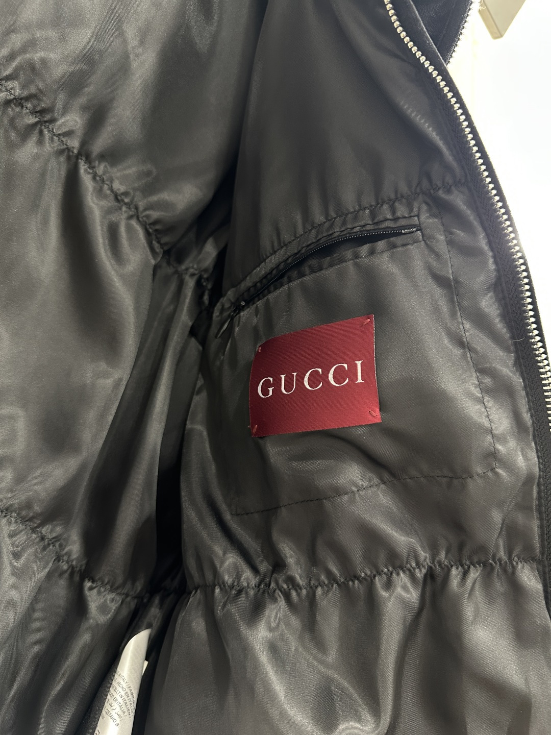 ♥Gucc*♥2025新品上架 丝绒泰迪翻领羽绒外套定制YB进口丝绒材质，质感光泽，滑爽舒适，短款翻领羽