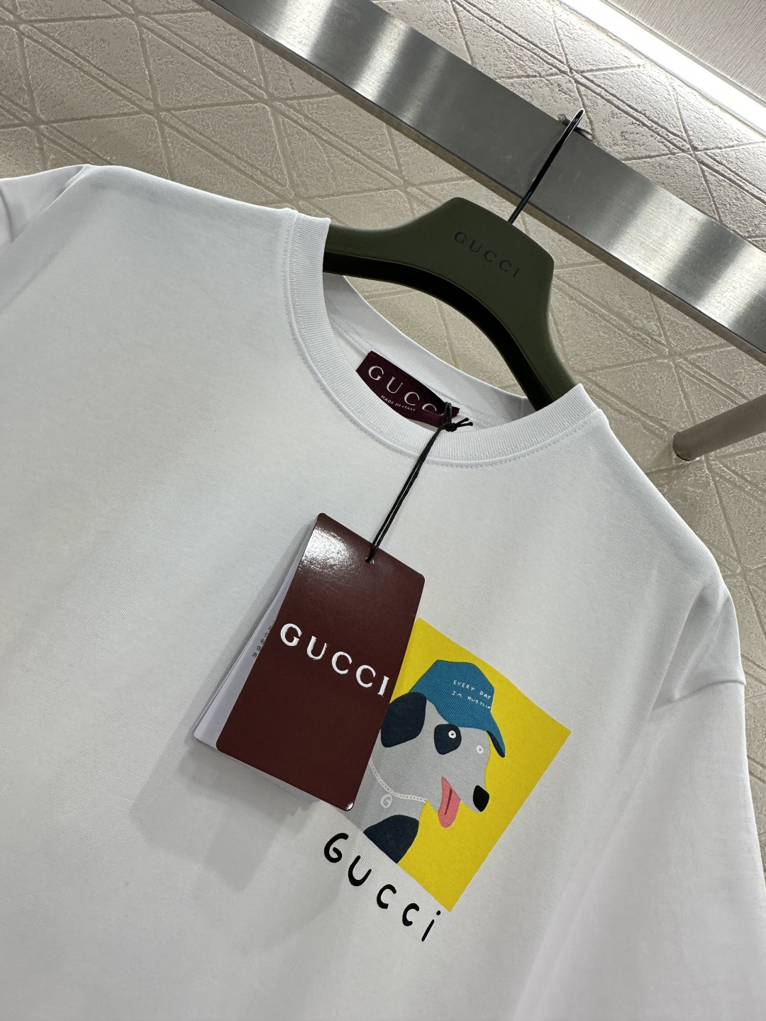 ♥Gucc*♥2025新品上架 圆领卡通印花𝑇𝑒𝑒定制YB原生全棉材质，质感细腻，舒适透气，宽松短袖裁剪