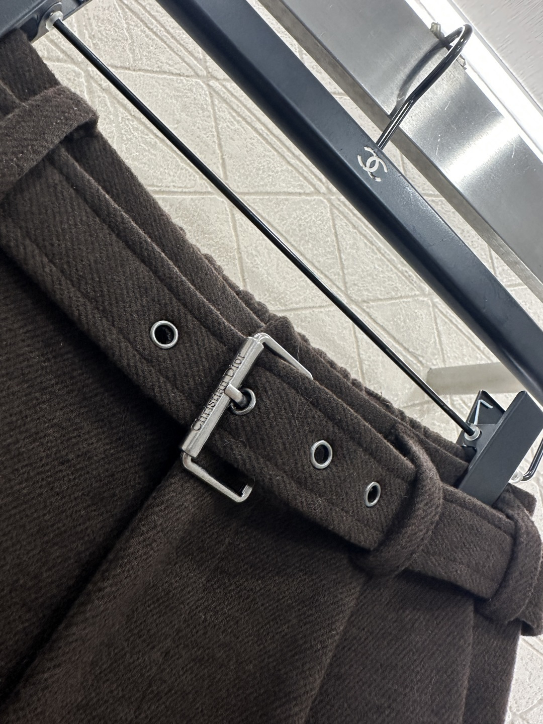♥Dio*♥2025新品上架 毛呢腰带西装阔腿长裤定制YB进口羊毛呢混纺材质，面料柔挺舒适，垂顺有型，厚