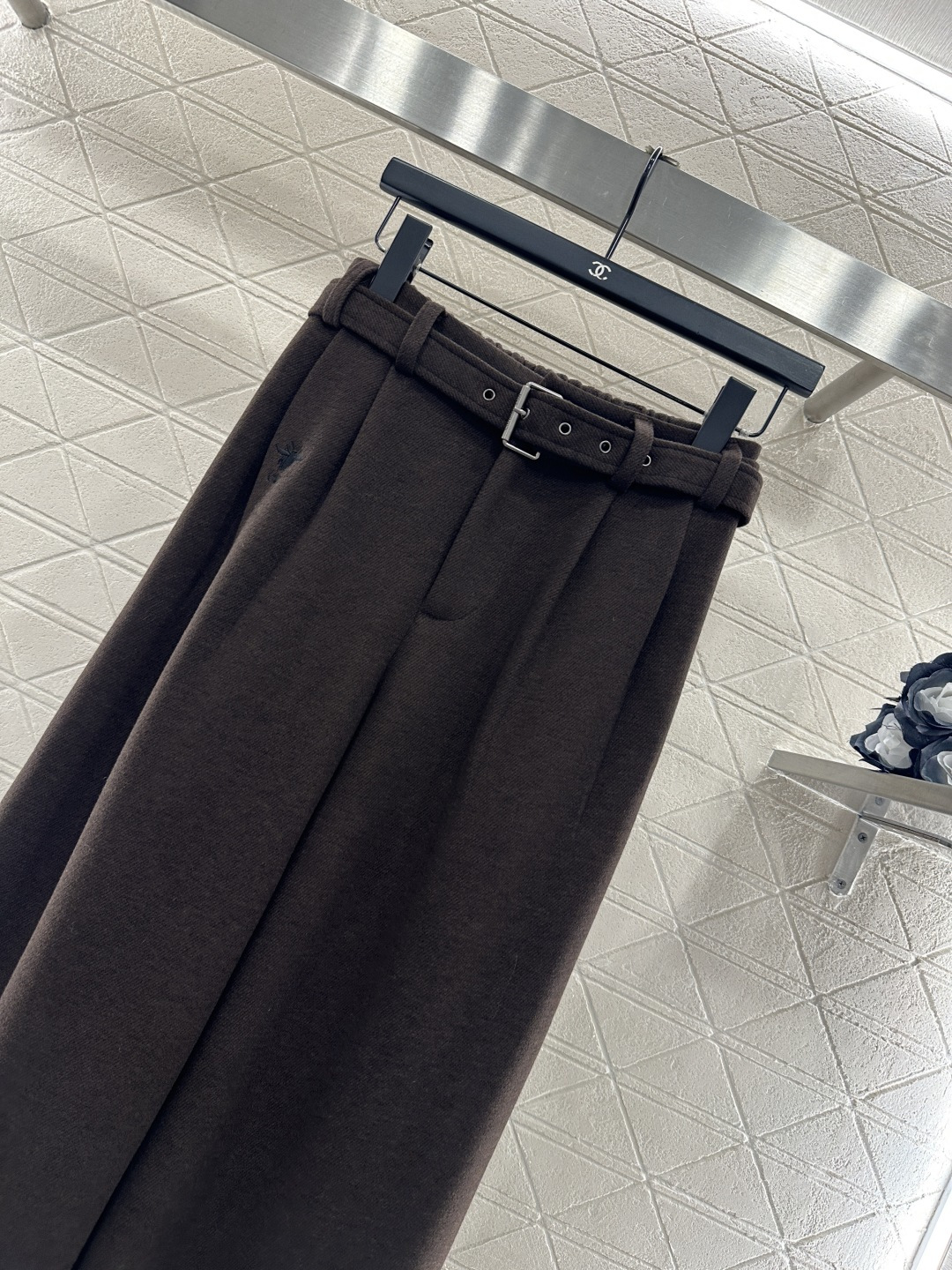 ♥Dio*♥2025新品上架 毛呢腰带西装阔腿长裤定制YB进口羊毛呢混纺材质，面料柔挺舒适，垂顺有型，厚