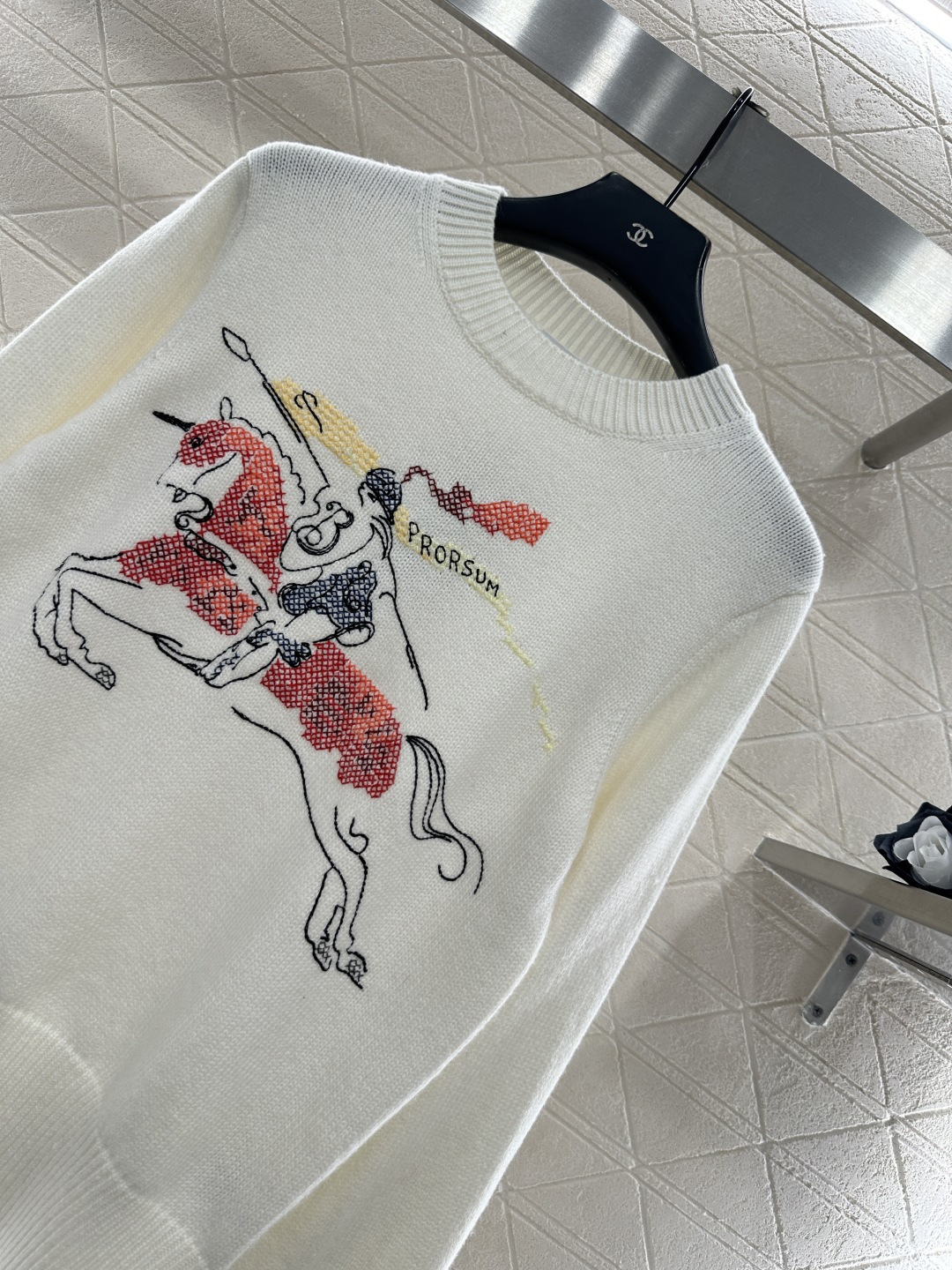 ♥BBR*♥2025新品上架 贺岁刺绣战马针织毛衣新年贺岁系列#定制YB羊毛纱线织造，穿搭舒适，质感十足