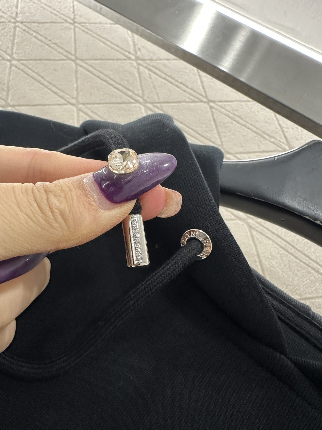 ♥Louis vuitto*♥2025新品上架 连帽亮片徽标卫衣长裤套装定制YB斜纹全棉材质，秋冬保暖厚