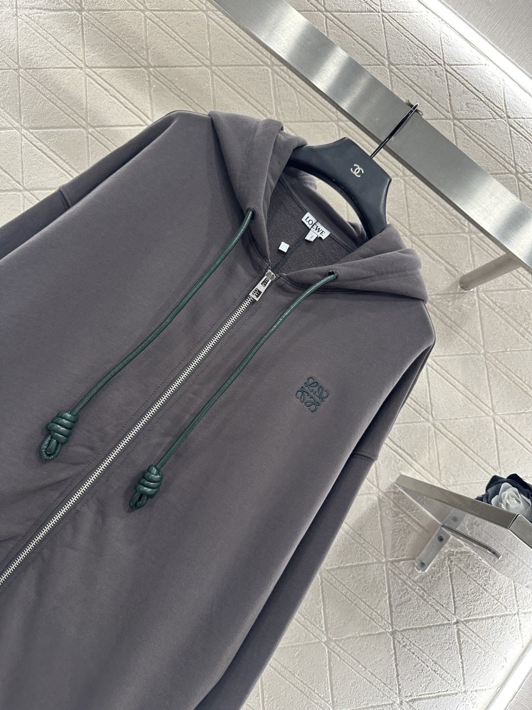 ♥Loew*♥2025新品上架 廓形连帽抽绳拉链卫衣外套定制YB原生全棉材质，舒适软糯，穿搭洋气，连帽拉