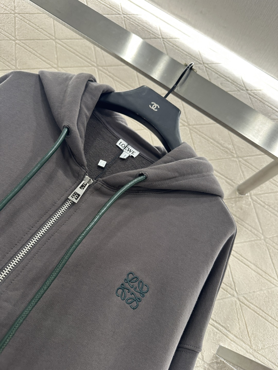 ♥Loew*♥2025新品上架 廓形连帽抽绳拉链卫衣外套定制YB原生全棉材质，舒适软糯，穿搭洋气，连帽拉