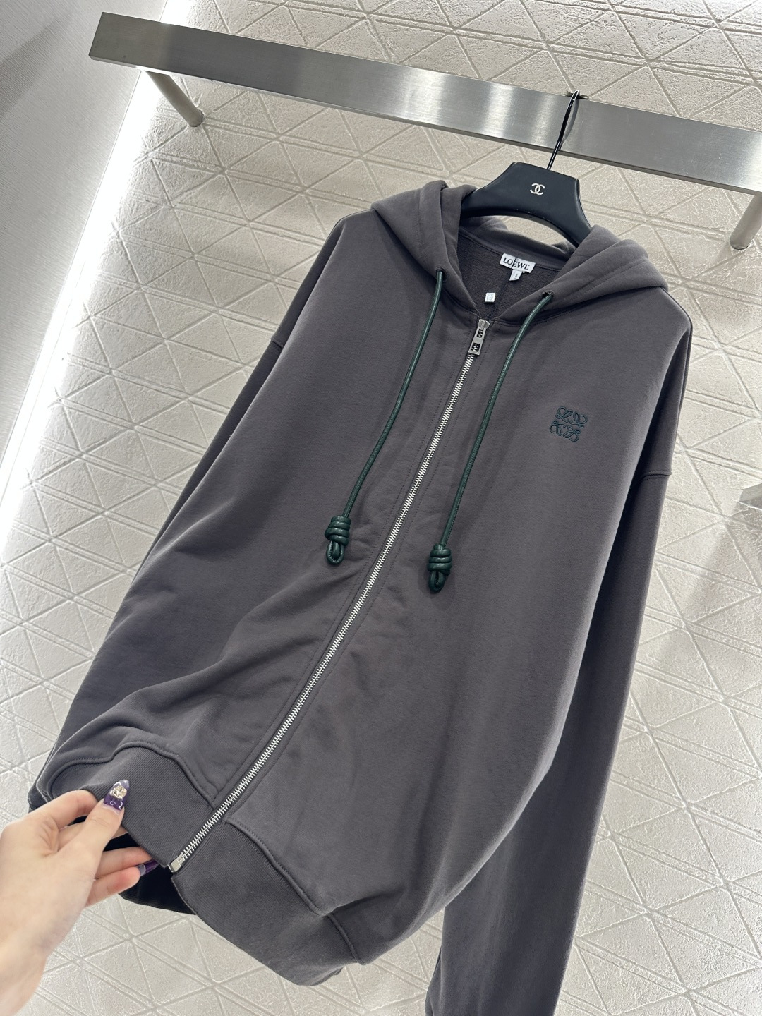 ♥Loew*♥2025新品上架 廓形连帽抽绳拉链卫衣外套定制YB原生全棉材质，舒适软糯，穿搭洋气，连帽拉
