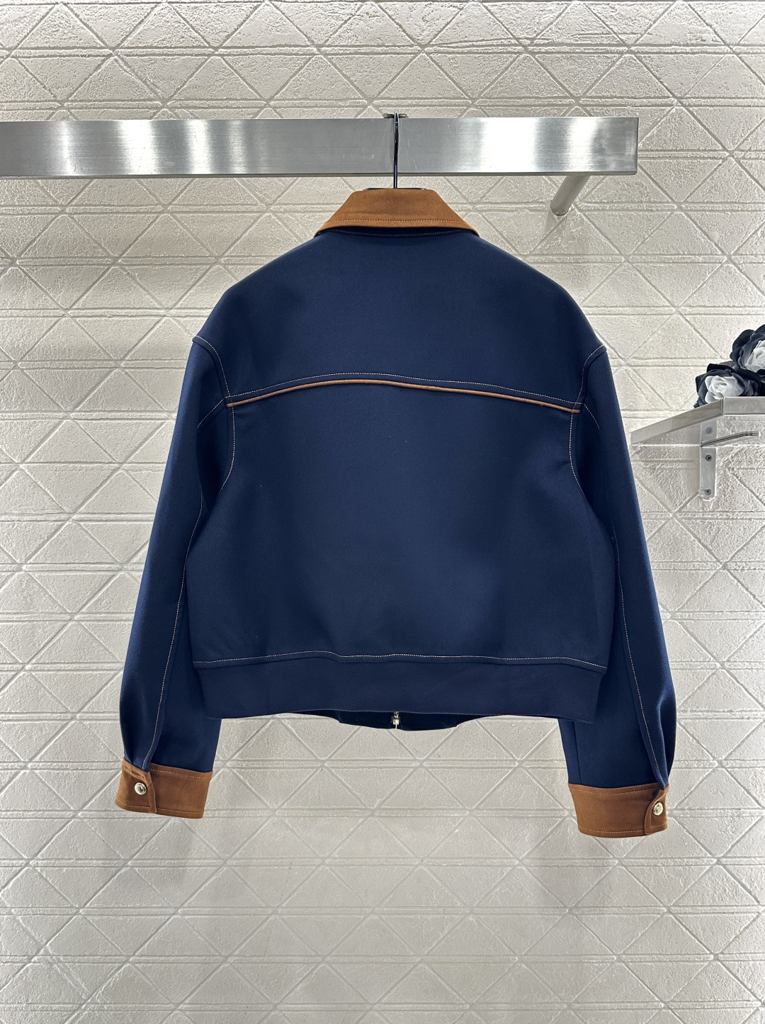 ♥Miumi*♥2025新品上架 麂皮翻领拉链夹克外套定制YB进口斜纹棉➕麂皮材质，质感细腻，挺括有型，