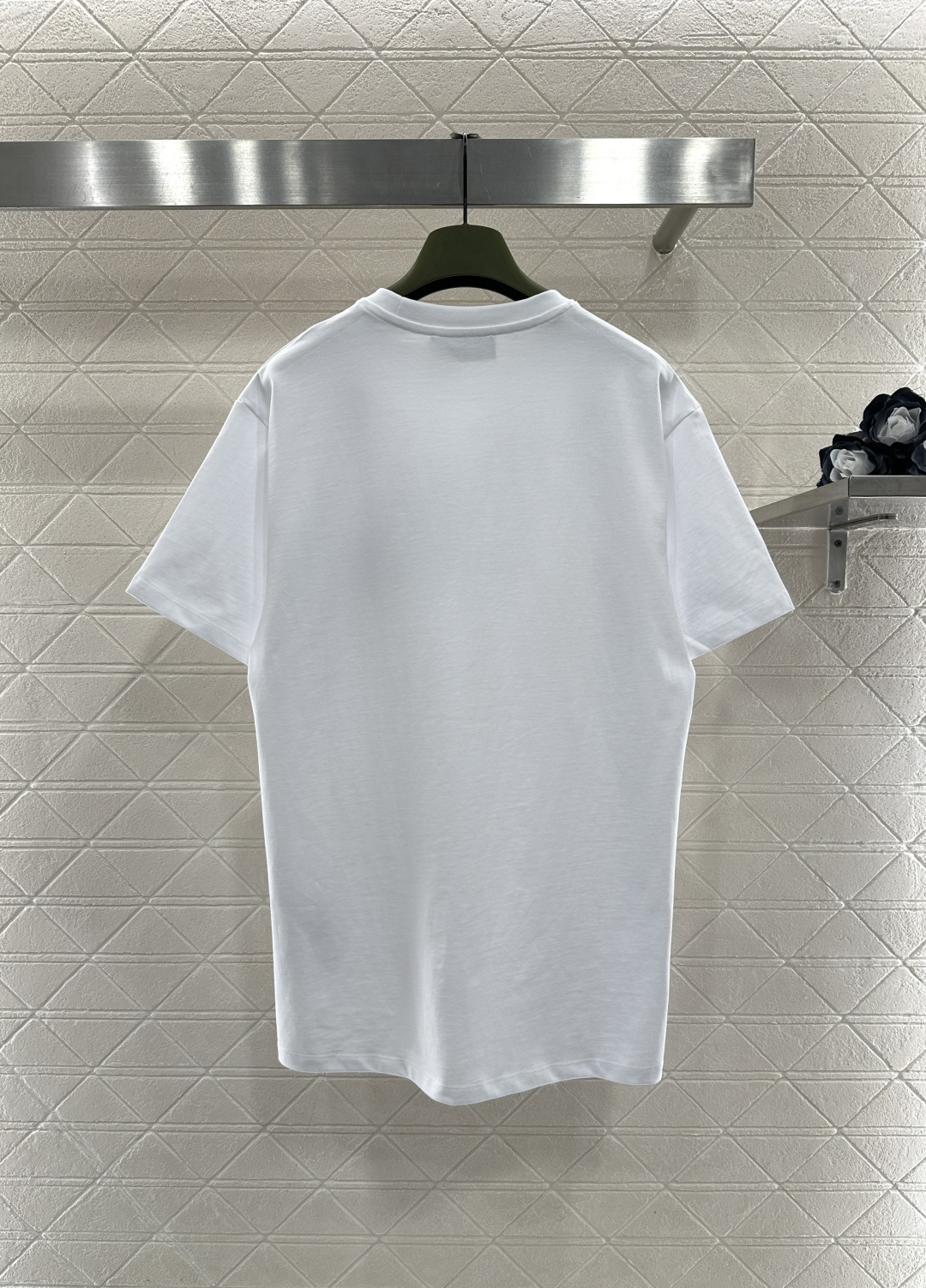 ♥Gucc*♥2025新品上架 圆领刺绣卡通徽标𝑇𝑒𝑒定制YB原生全棉材质，质感细腻，舒适透气，宽松短袖