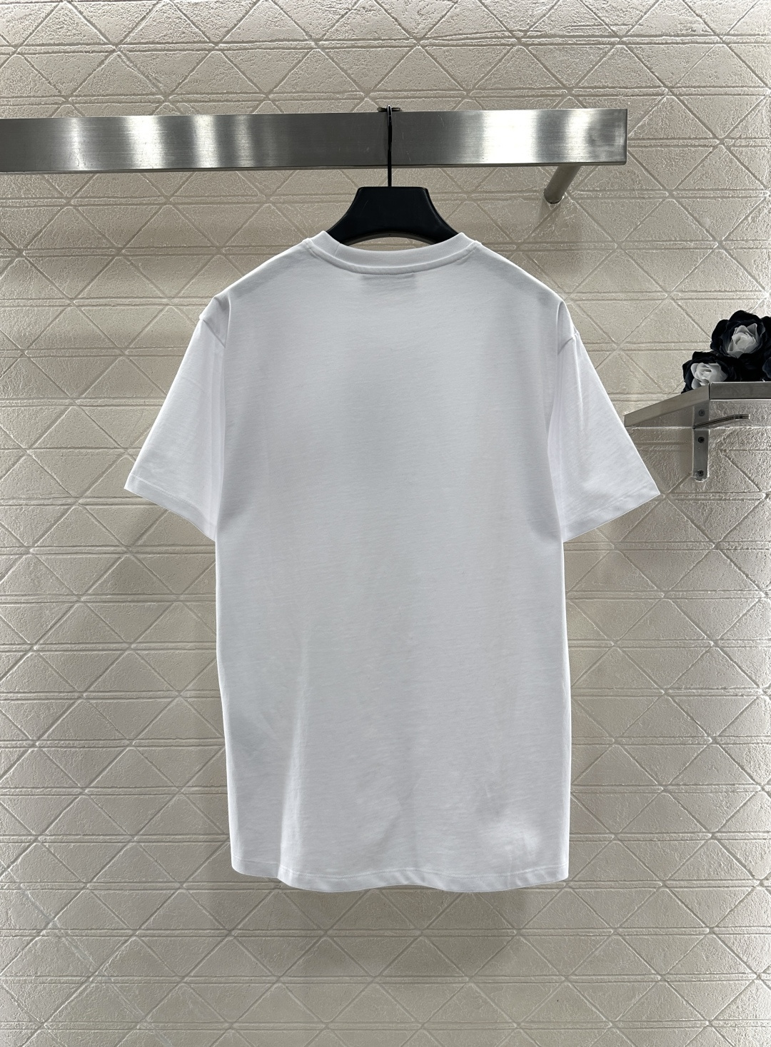 ♥Gucc*♥2025新品上架 贺岁圆领徽标刺绣𝑇𝑒𝑒新年贺岁系列#定制YB原生全棉材质，质感细腻，舒适