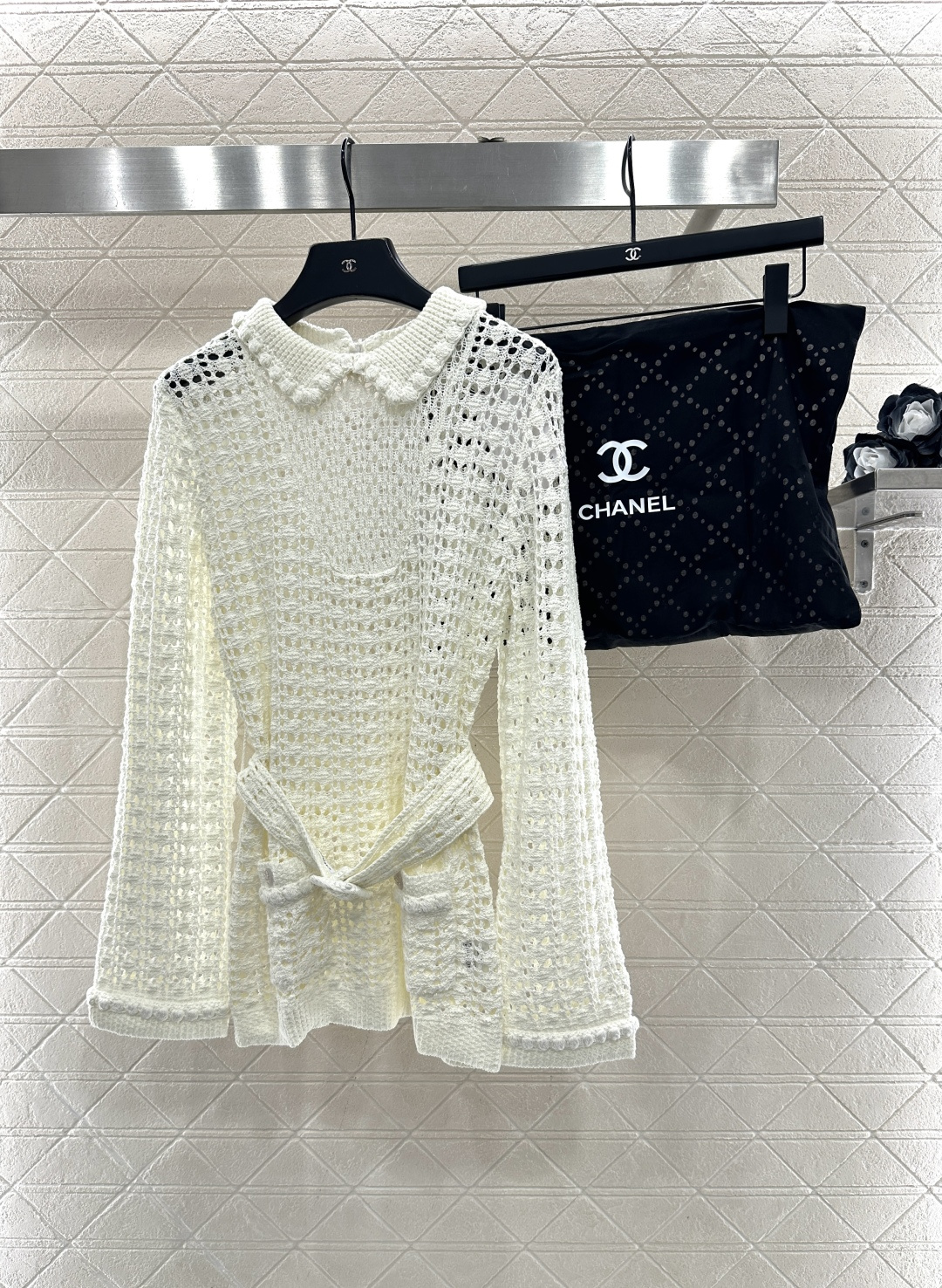 ♥Chane*♥2025新品上架 翻领收腰针织套头毛衣罩衫定制YB棉毛纱线织造，细腻舒适，品相高级，翻领