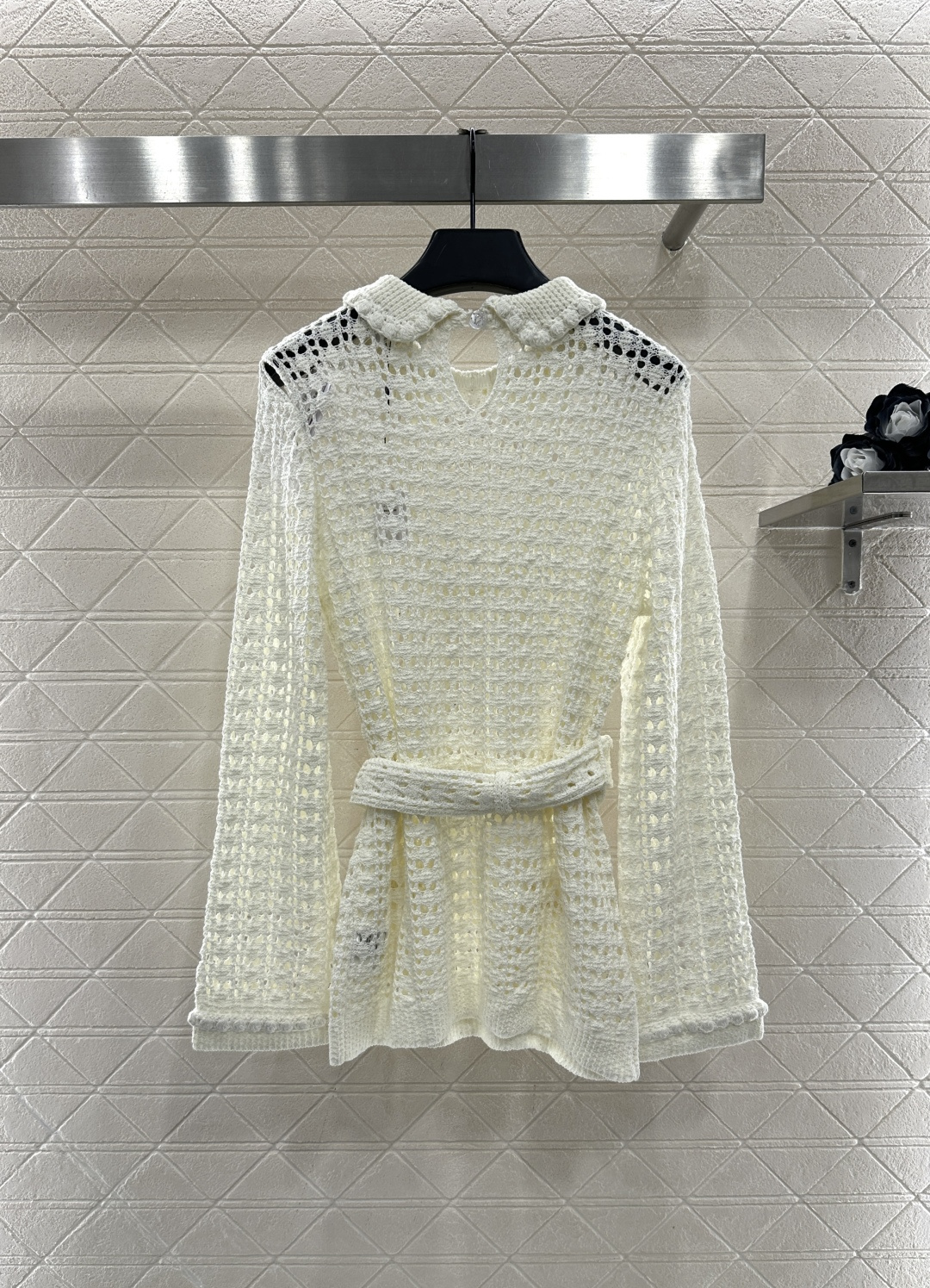 ♥Chane*♥2025新品上架 翻领收腰针织套头毛衣罩衫定制YB棉毛纱线织造，细腻舒适，品相高级，翻领