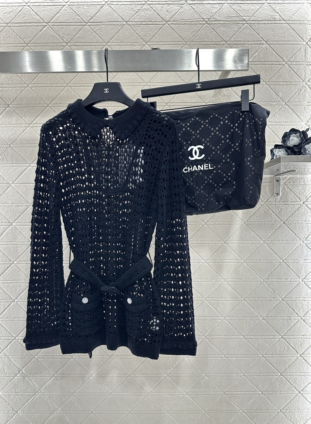 ♥Chane*♥2025新品上架 翻领收腰针织套头毛衣罩衫定制YB棉毛纱线织造，细腻舒适，品相高级，翻领